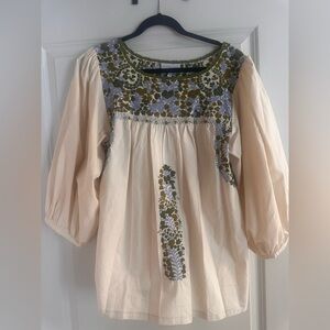 Mi Golondrina Cream Blouse with Floral Embroidery NWT